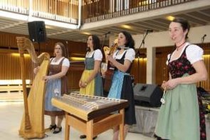 Förderpreisträgerinnen Auf d’Saitn aus Moosburg 