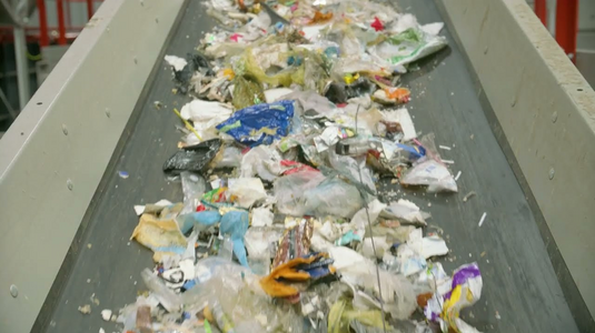 Erklärfilm der Initiative "Mülltrennung wirkt": Sortierung von Leichtverpackungen